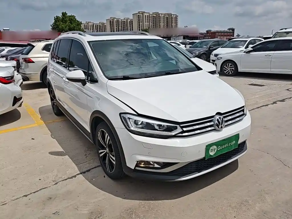 Volkswagen Touran 2019 2018 Touran L 280TSI DSG Frontier Edition 7-Seater China V