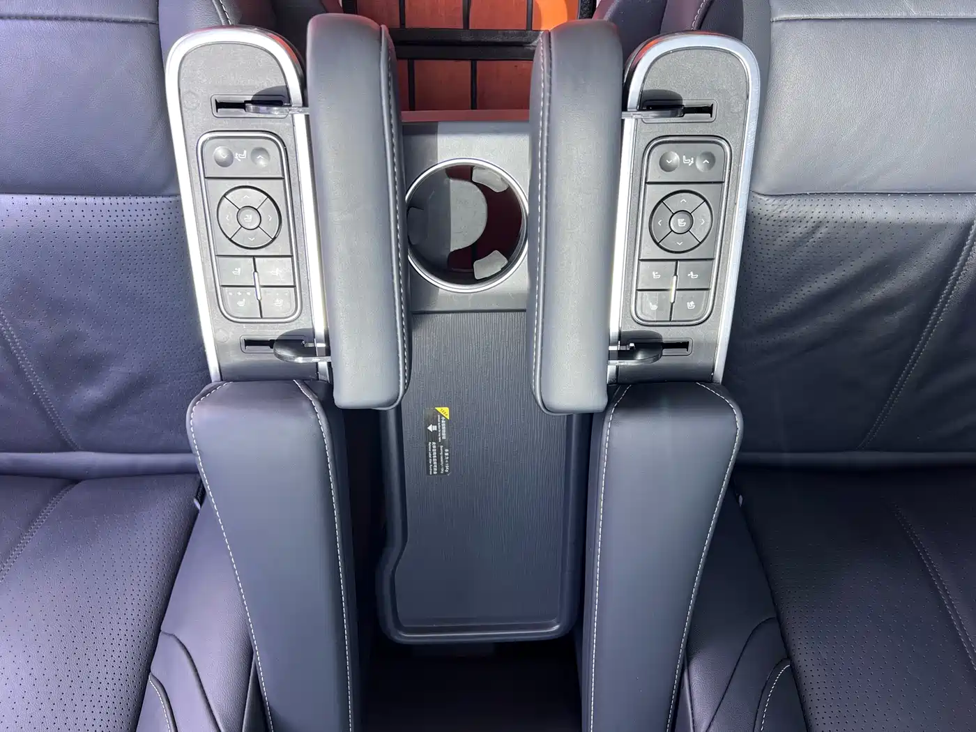 GAC Trumpchi Trumpchi M8 2023 Master Series 390T Ultimate Edition фото 11