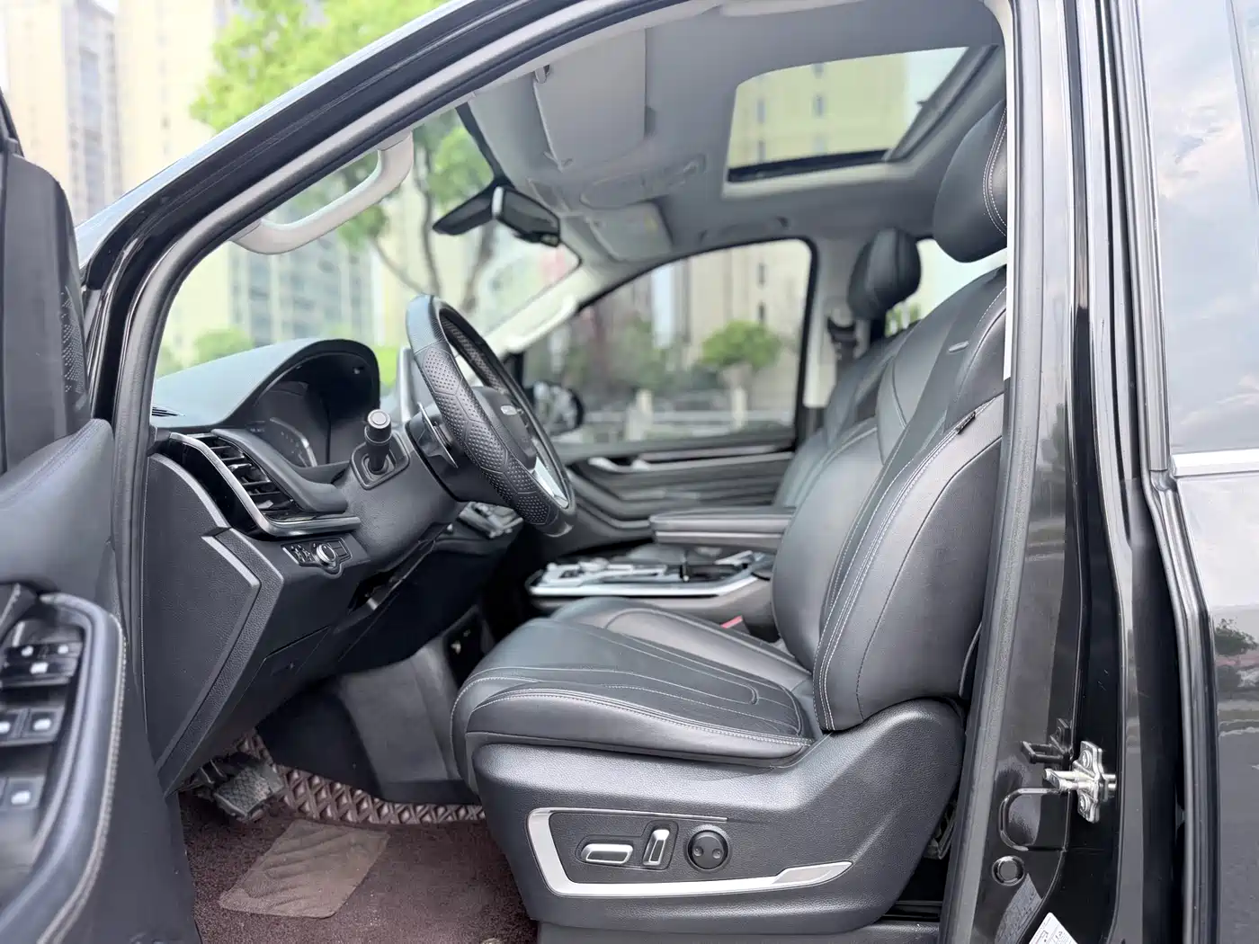 SAIC Maxus Maxus G20 2020 2.0T Gasoline Automatic Luxury Executive фото 10