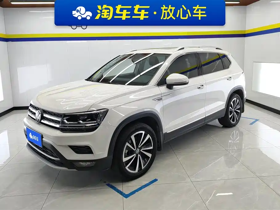 Volkswagen Tharu 2021 330TSI 4WD Luxury Plus