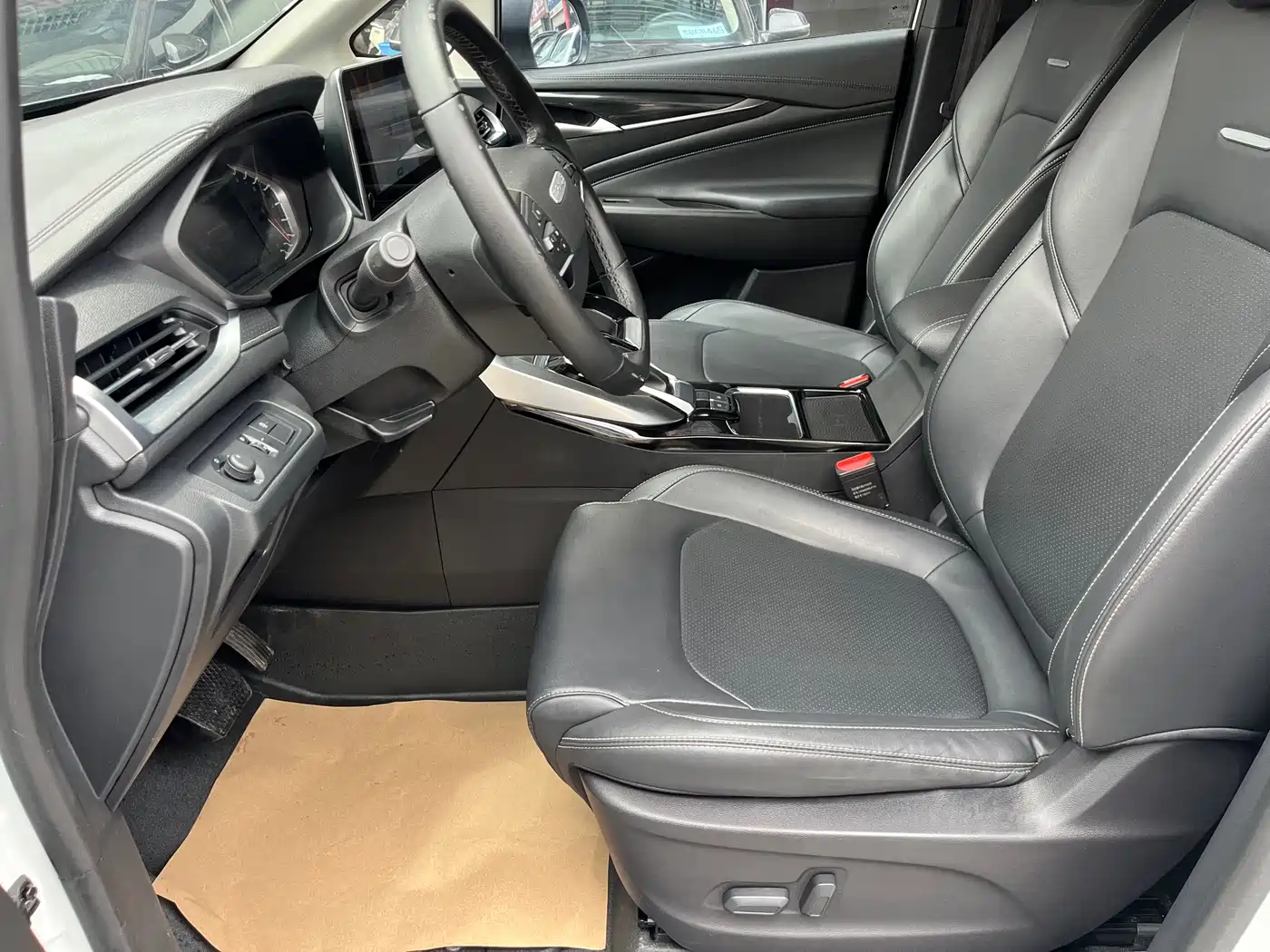 SAIC Maxus Maxus G50 2019 1.5T Automatic Luxury Edition China VI фото 4