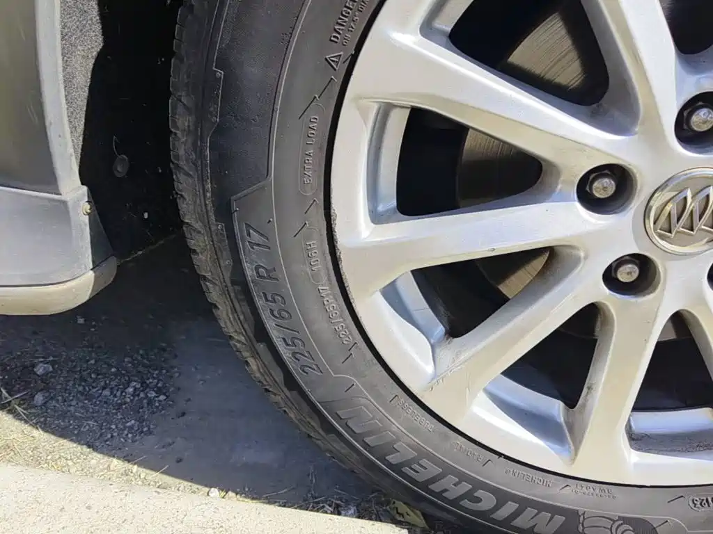 Фото 7 - Buick Envision Plus
