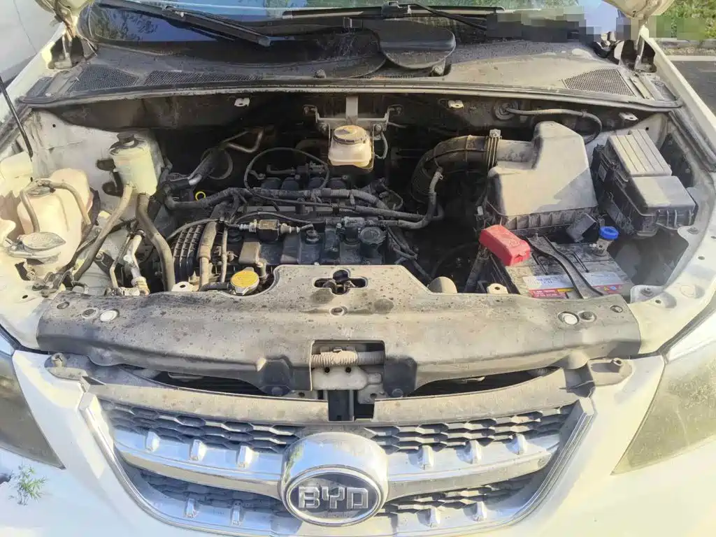BYD S6 2014 2013 Platinum Edition 2.0L Manual Luxury