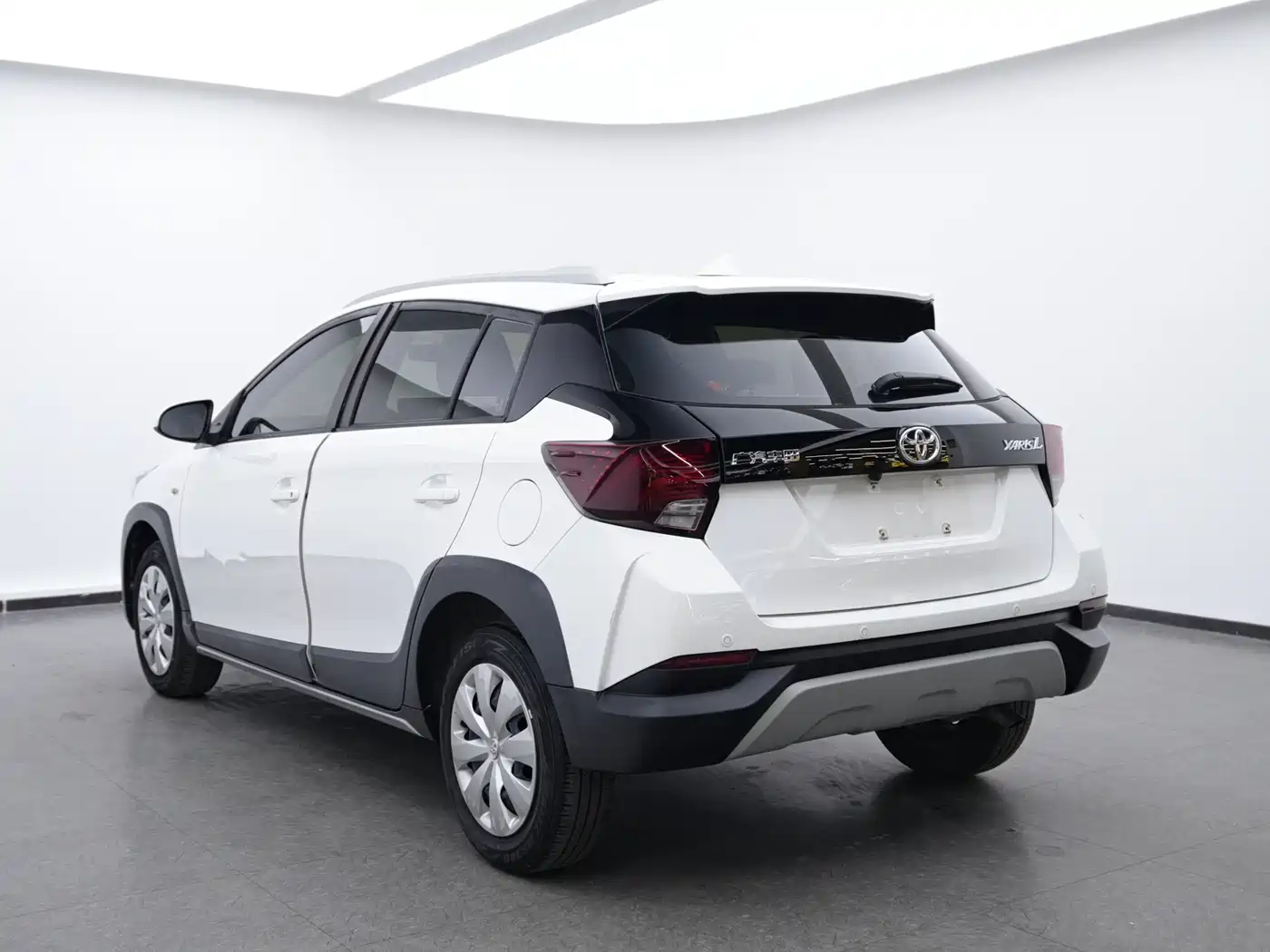 TOYOTA YARIS L ZHIXUAN