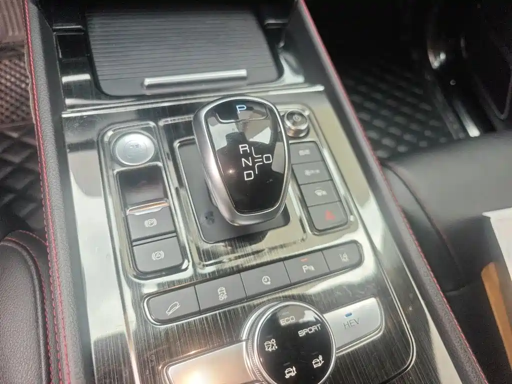 BYD Tang New Energy 2019 DM 2.0T AWD Intelligent Sharing Creation 7-seater China VI фото 7