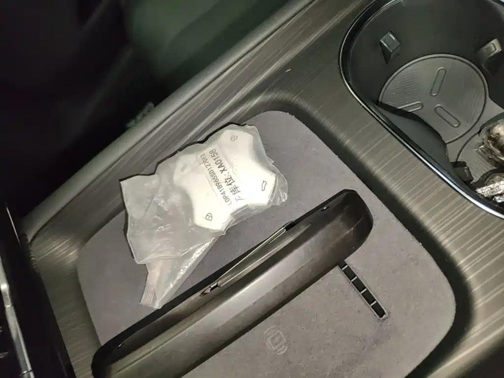 Фото 9 - Dongfeng Yipai eπ007