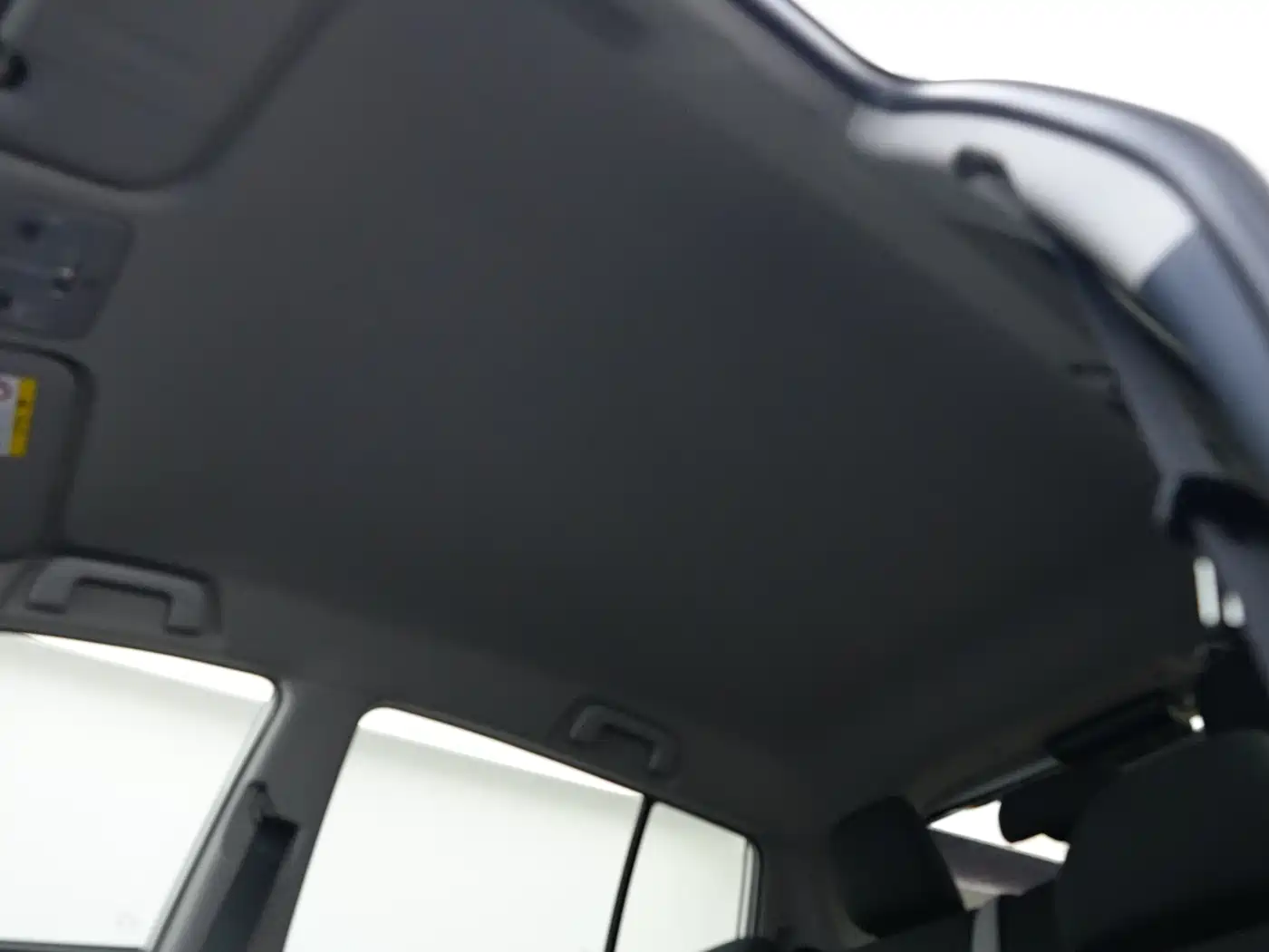 TOYOTA YARIS L ZHIXUAN