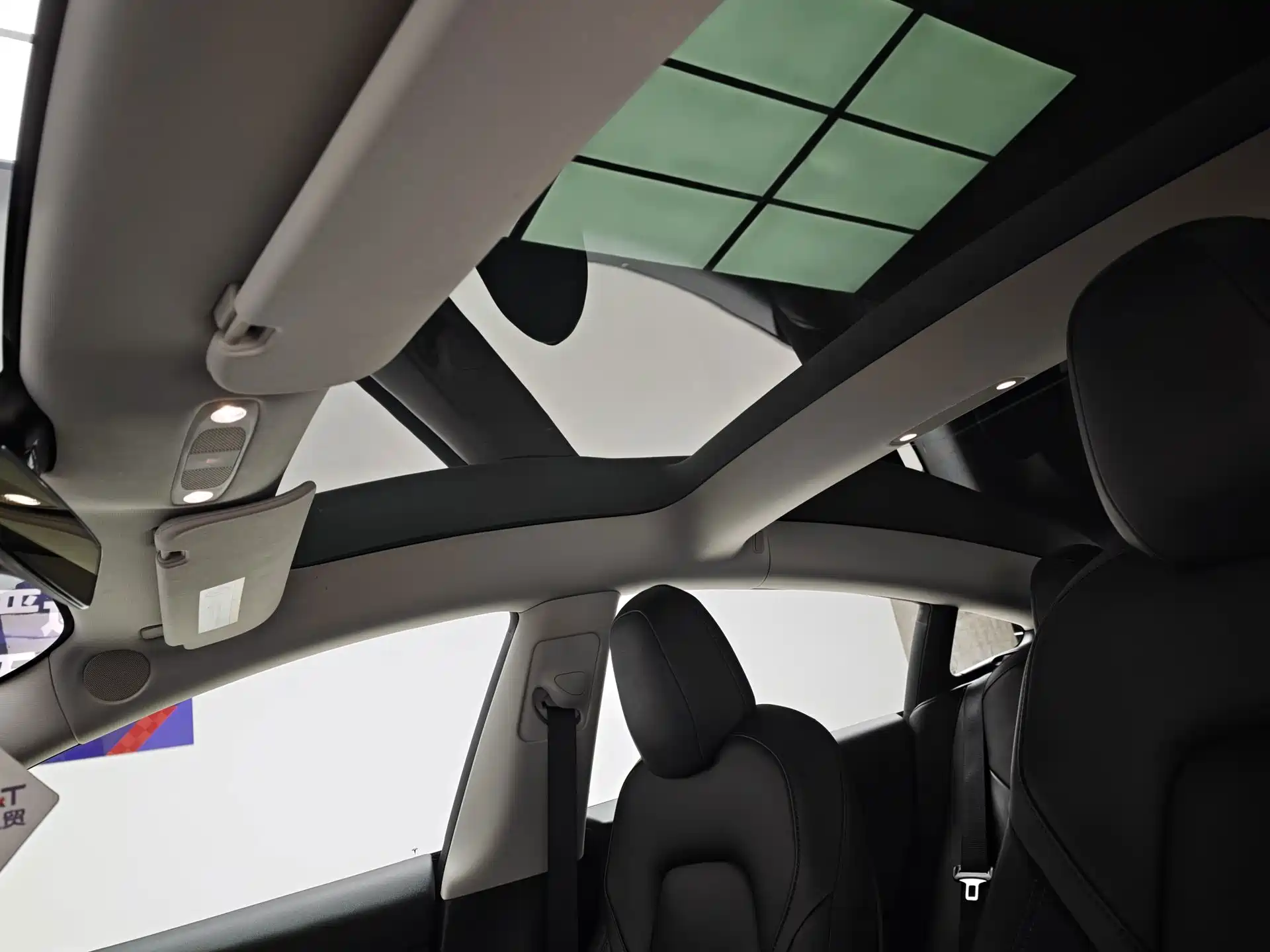 Фото 16 - Tesla Model 3