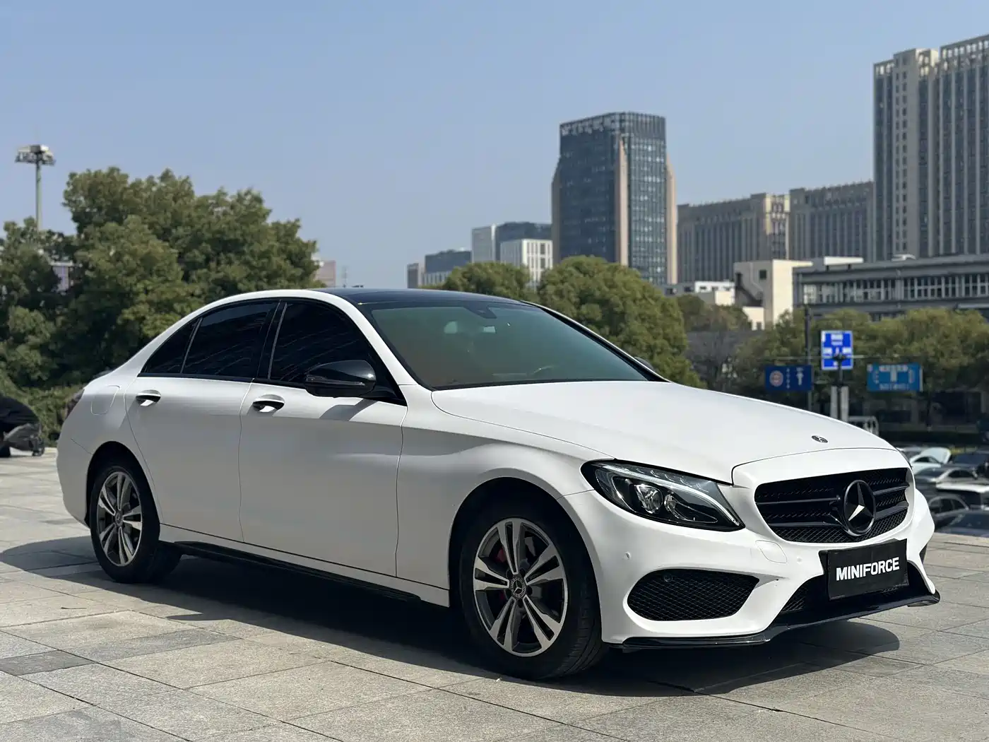Mercedes-Benz C-Class 2018 C 200 L Sport Edition фото 3