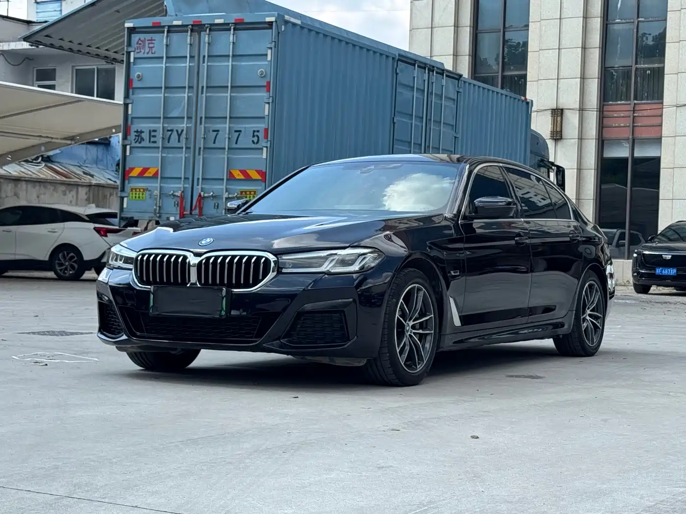 BMW 5 Series New Energy 2023 2022 Facelift 535Le M Sport Package
