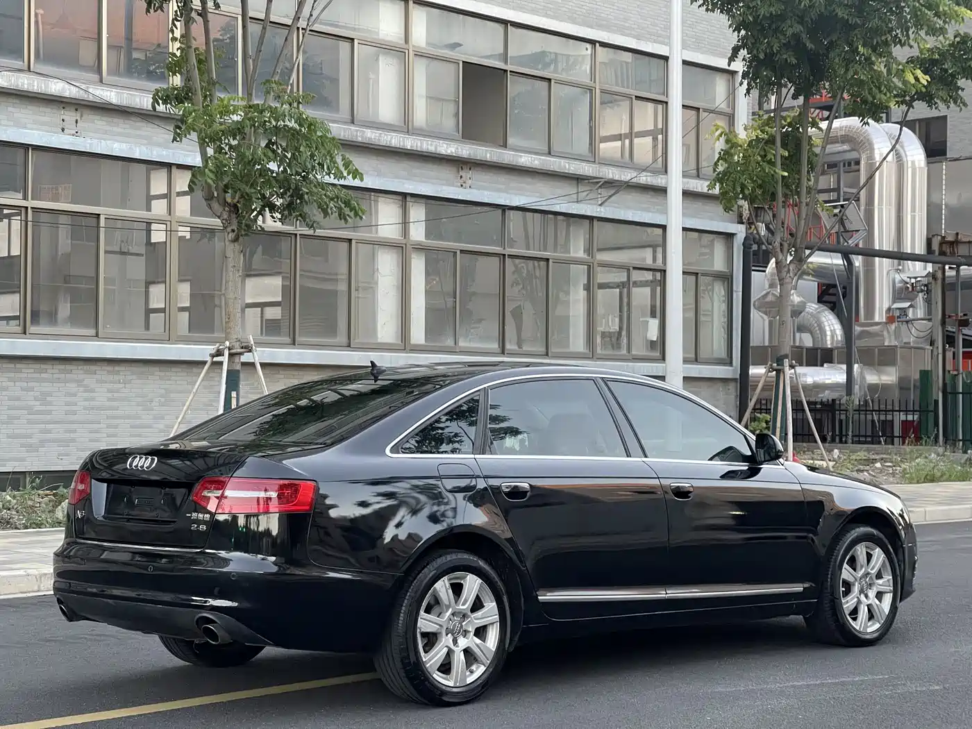 Audi A6L 2010 2.8 FSI Luxury фото 4