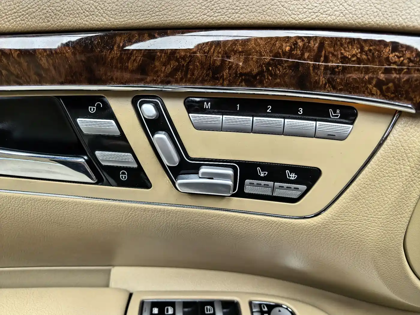 Mercedes-Benz S-Class 2012 S 400 L HYBRID Grand Edition фото 6