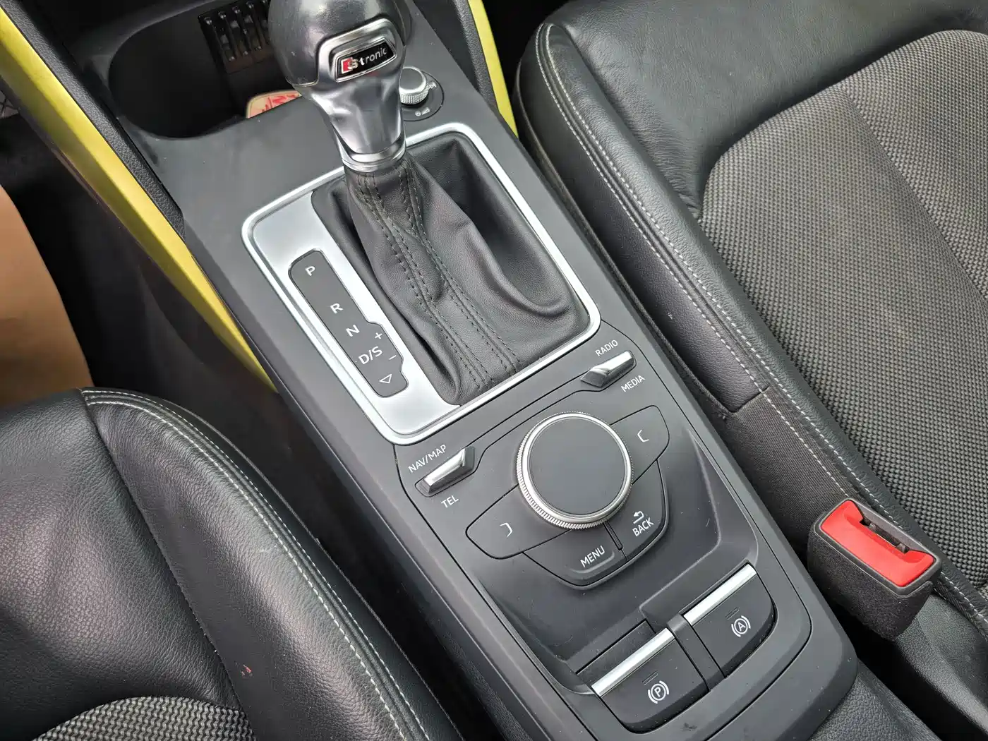 Audi Q2L 2018 35 TFSI Fashion Dynamic China VI фото 13