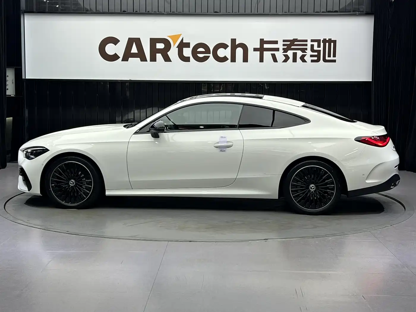 Mercedes-Benz CLE 2024 CLE 300 4MATIC Luxury Coupe фото 4