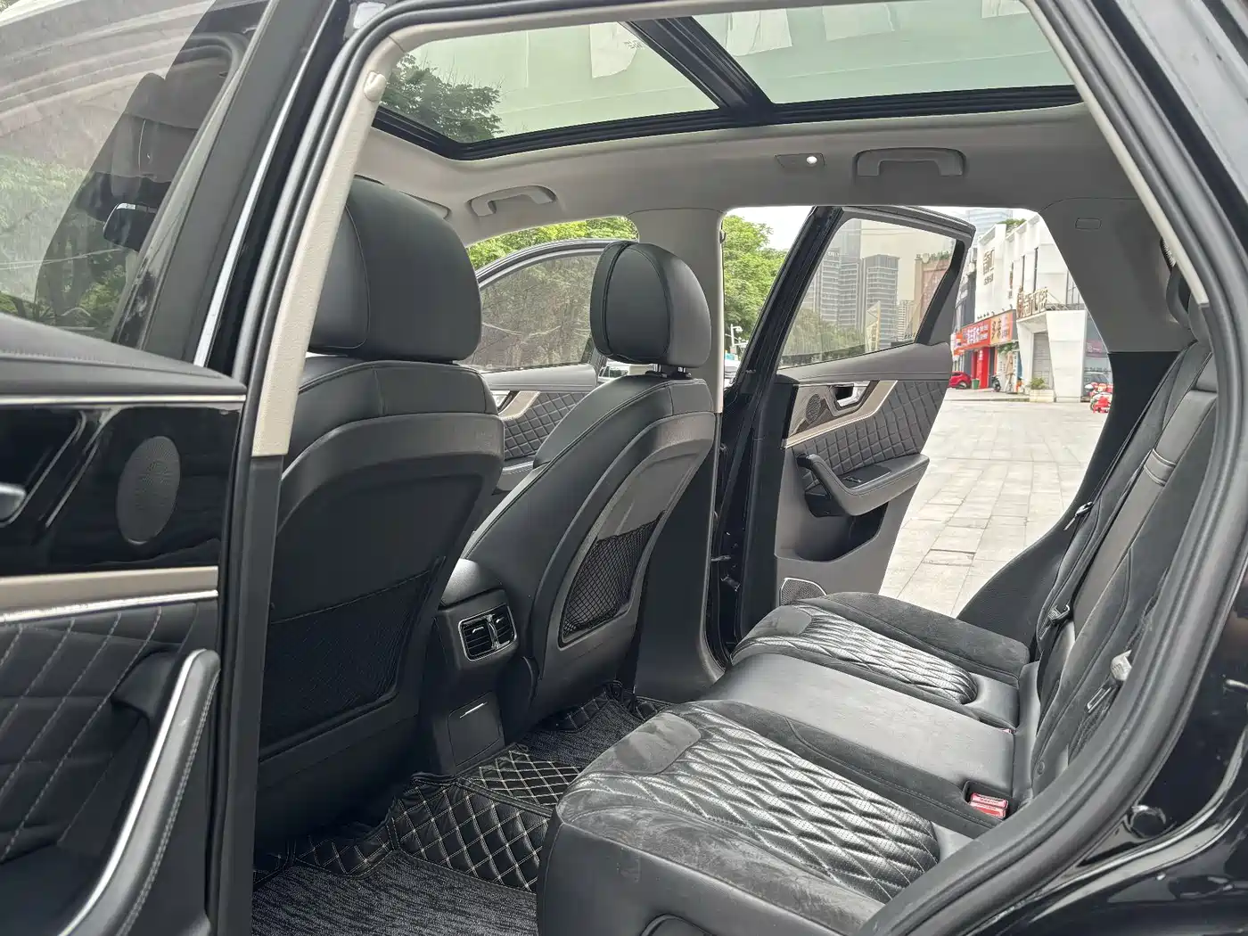 Hongqi HS5 2019 2.0T Smart Connect Enjoy Edition фото 9