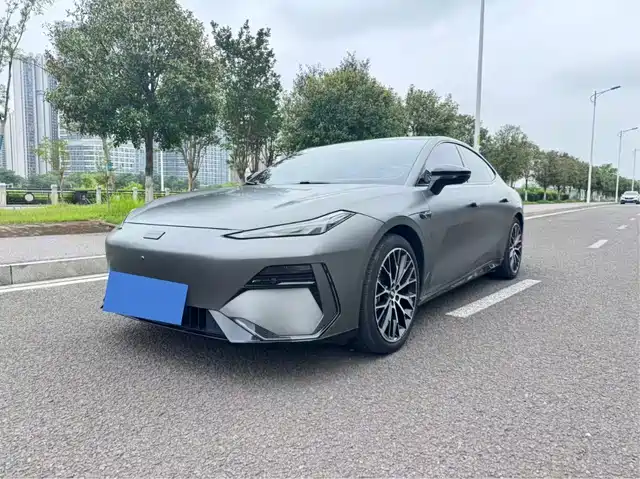 Geely Galaxy Galaxy E8 2024