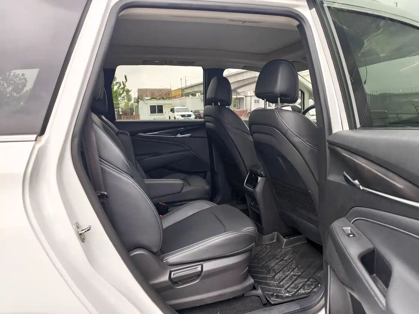 SAIC MAXUS CHASE G50