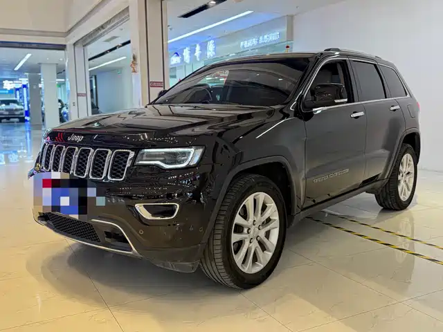 Jeep Grand Cherokee (Import) 2017 3.6L Elite Navigation Edition