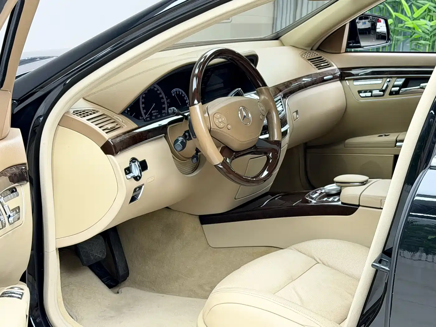 Mercedes-Benz S-Class 2012 S 350 L Grand Edition фото 5