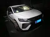 Фото 3 - Geely Coolray