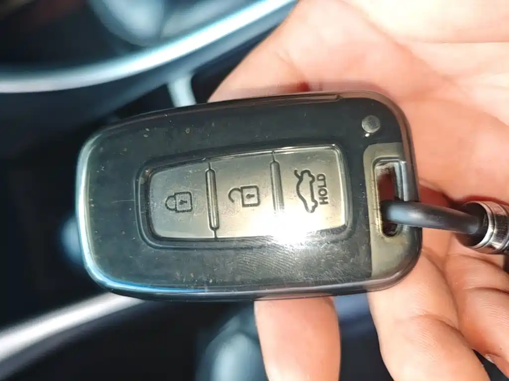 Photo 9 - Hyundai Sonata