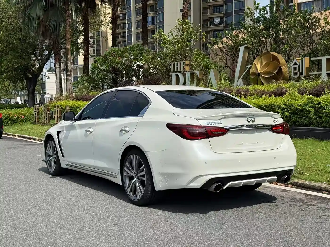 Фото 9 - Infiniti Q50L