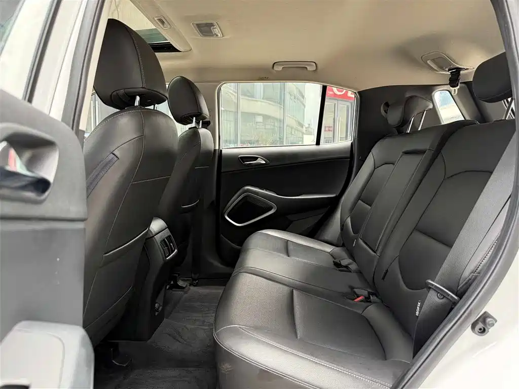 Hyundai Beijing Hyundai ix35 2019 2.0L Automatic 2WD Zhiyong·Smooth Enjoy China VI фото 22