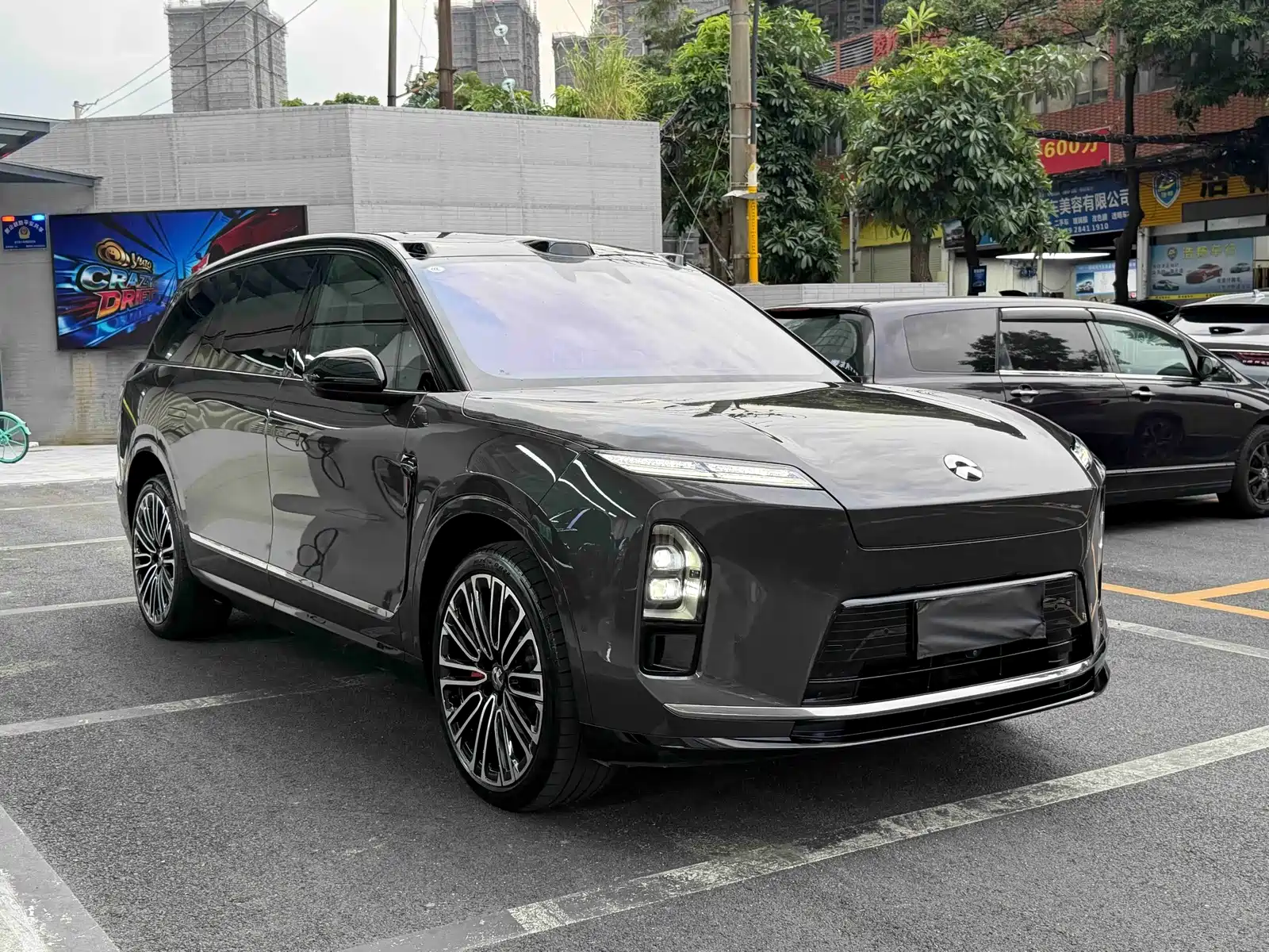 Фото 4 - NIO ES8