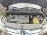 Фото 3 - Baojun 730