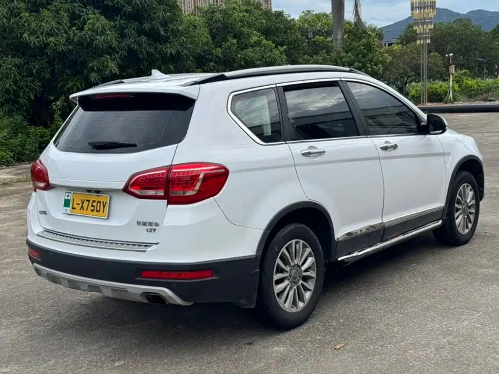 Фото 8 - Haval H6