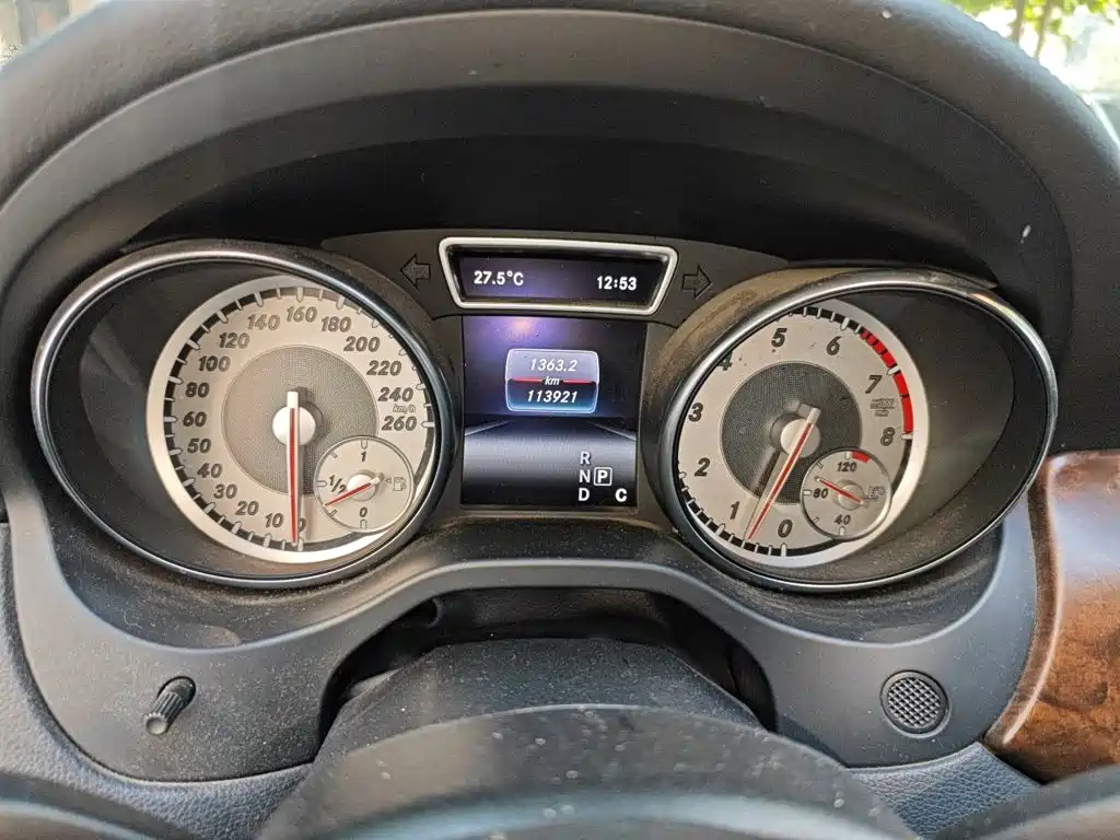 Фото 12 - Mercedes-Benz GLA