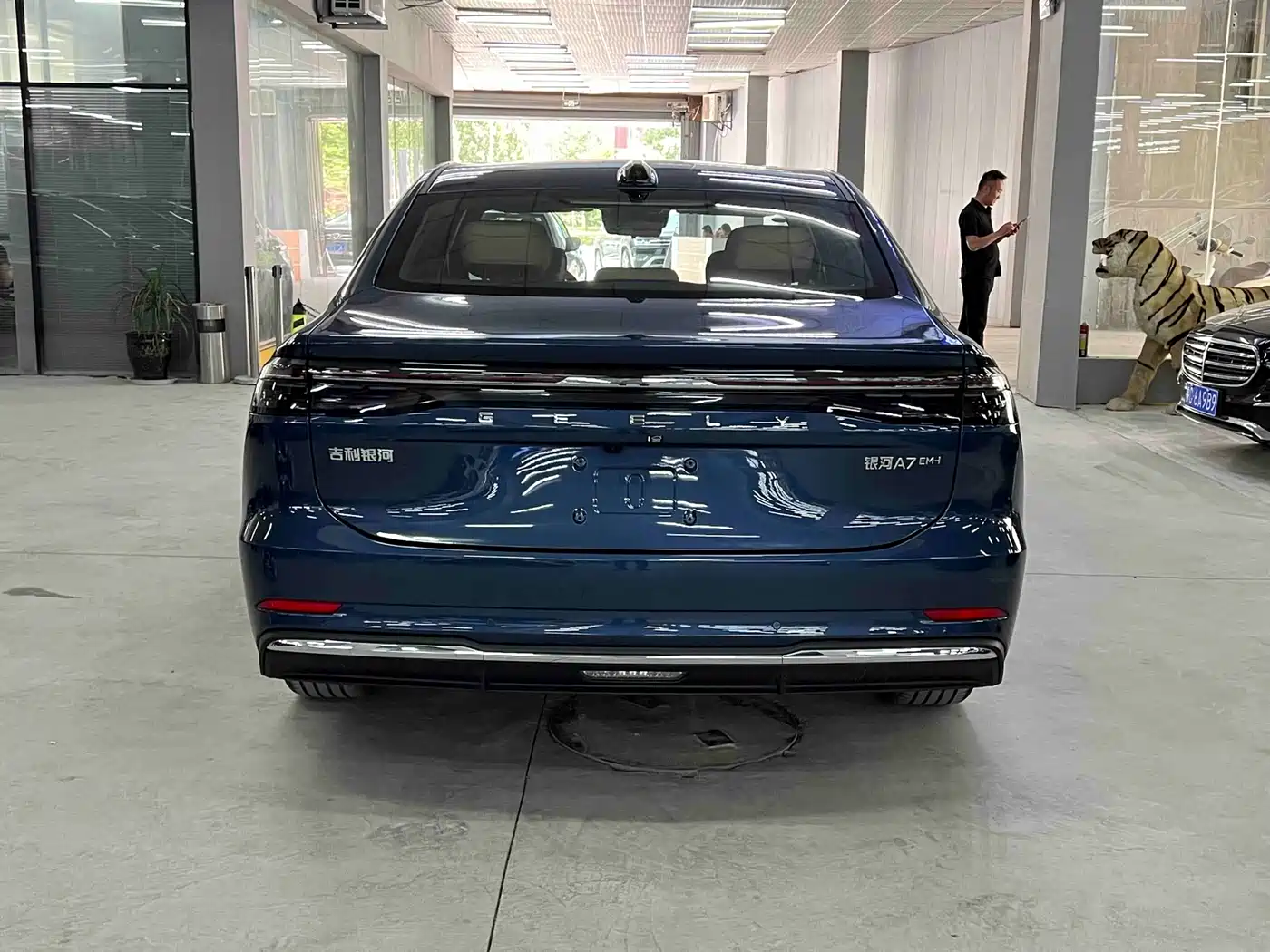 Geely Galaxy Galaxy A7 2025 EM-i фото 8