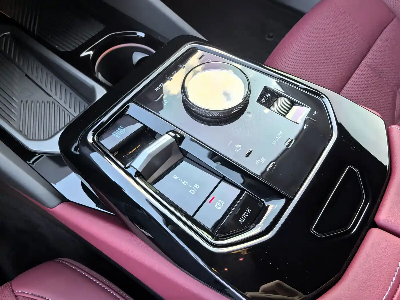 BMW i5 2025 2025 eDrive 40L M Sport Package