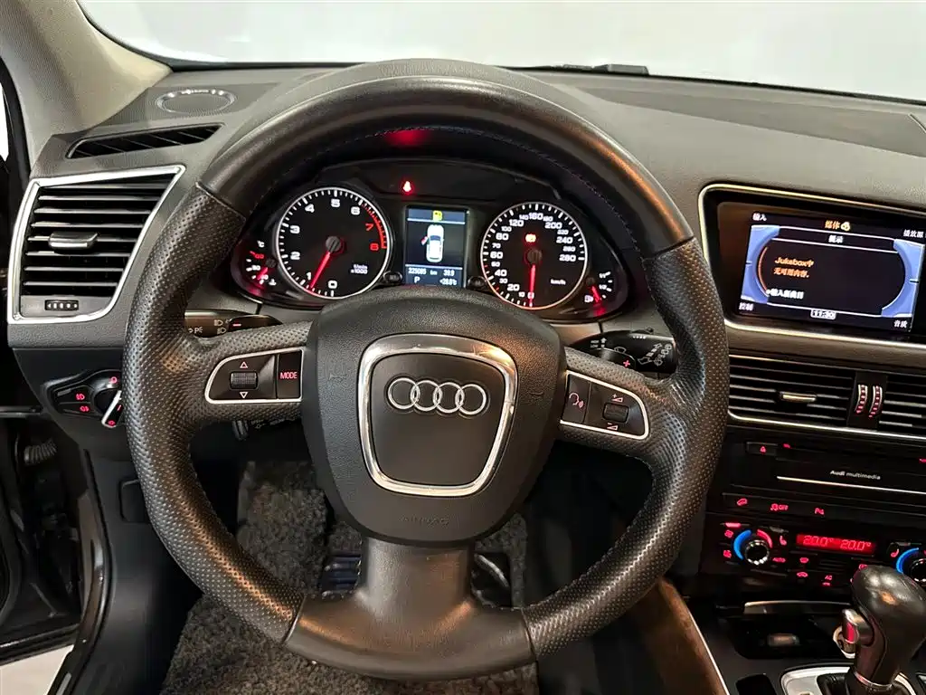 صورة 12 - Audi Q5 (Import)