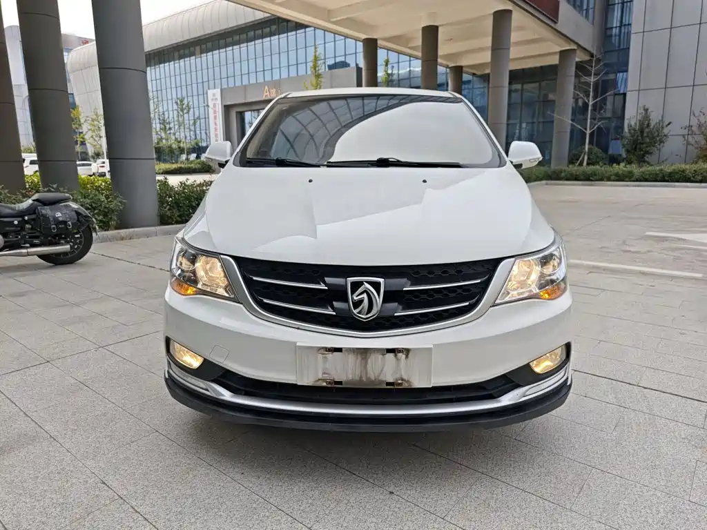 Фото 3 - Baojun 730