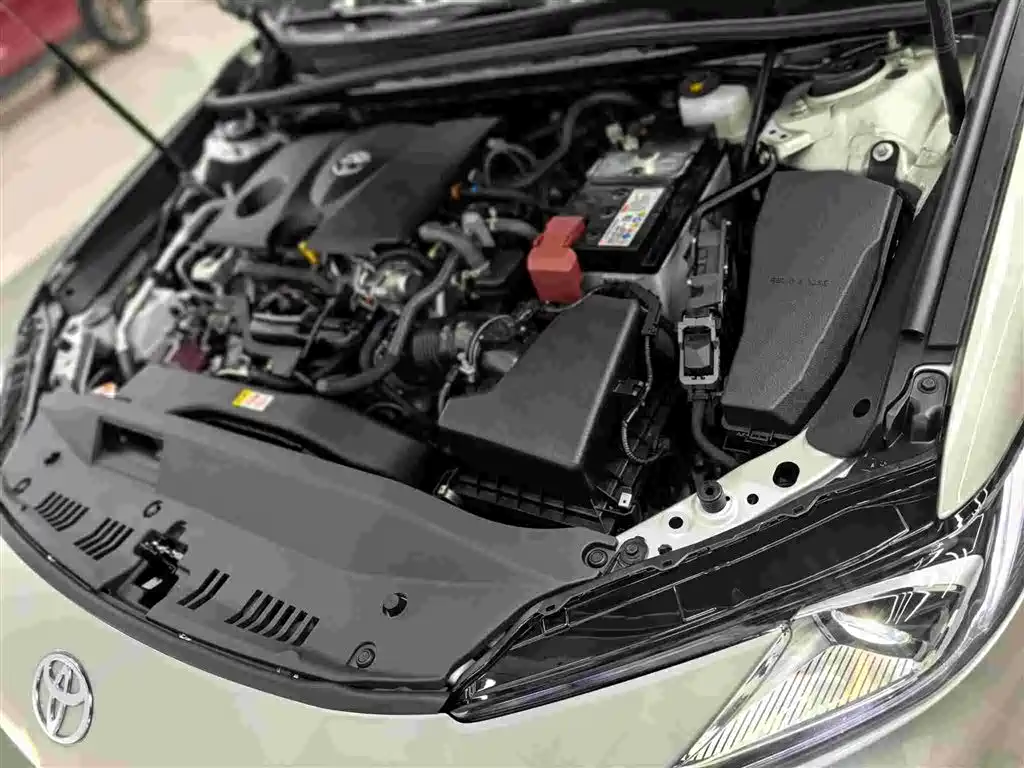 Toyota Camry 2026 2.0E Elite Edition фото 23
