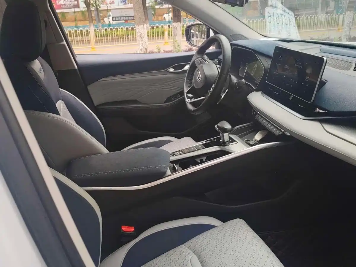 Фото 5 - Geely Preface