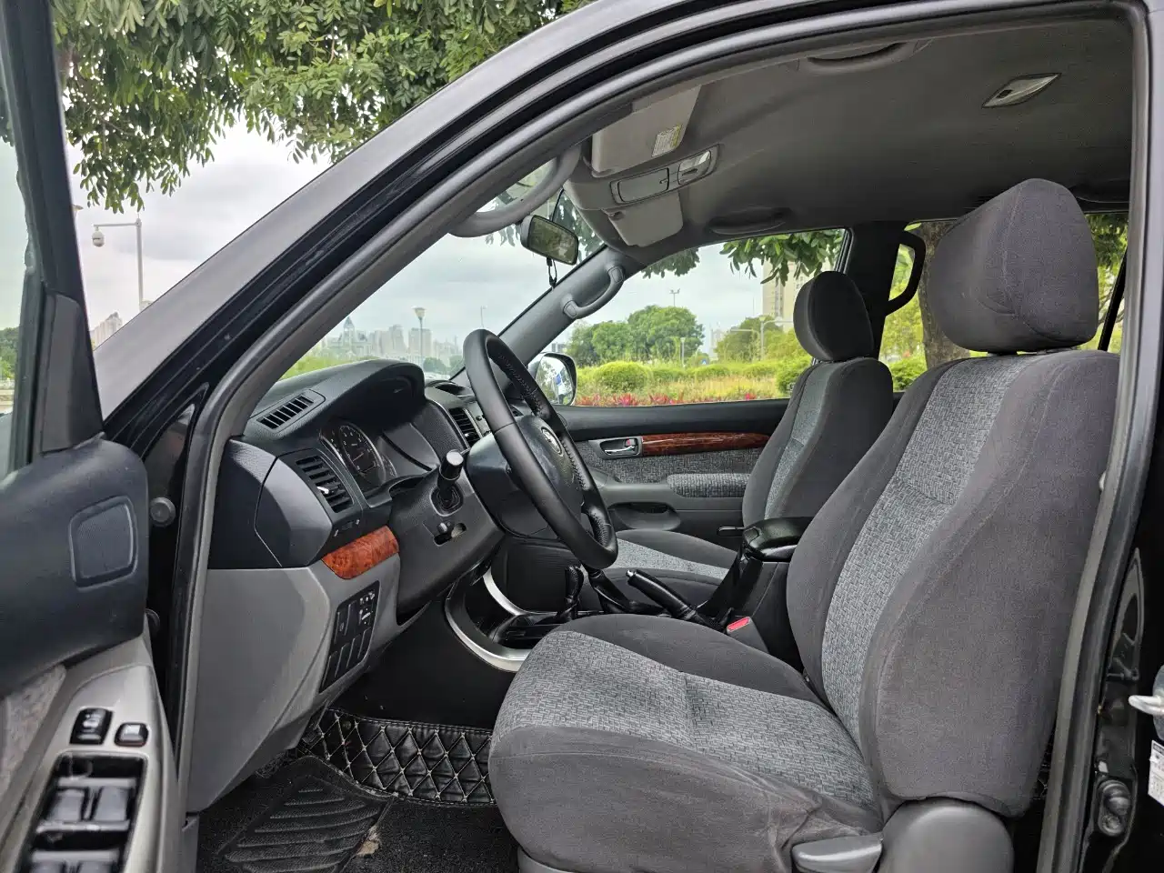 Toyota Prado (Import) 2004 GX 2.7 Automatic фото 4