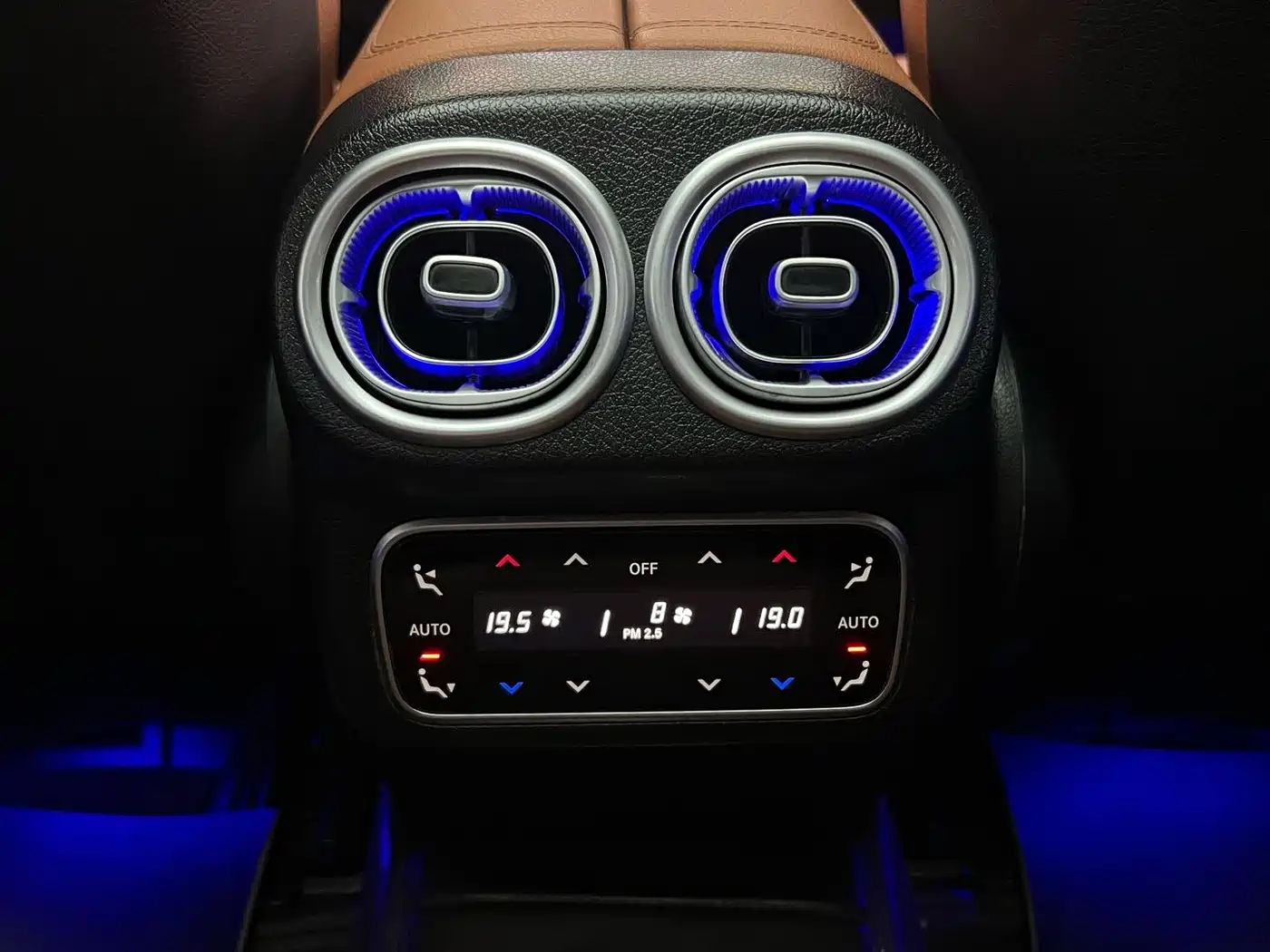 Фото 19 - Mercedes-Benz GLC