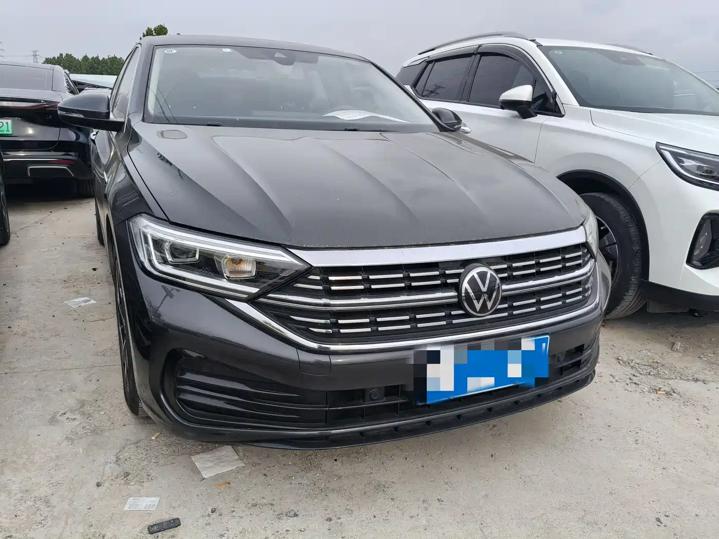 Volkswagen Sagitar 2023 300TSI DSG Surpassing Edition фото 3