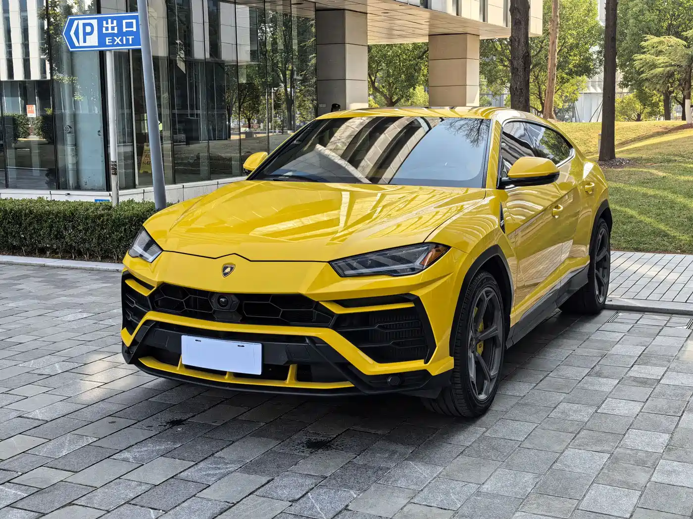 Lamborghini Urus 2021 4.0T V8
