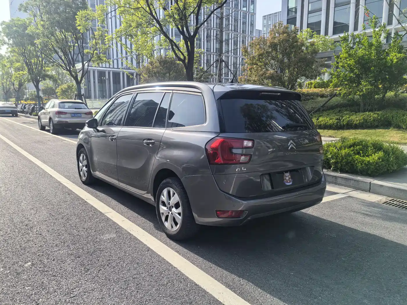 Citroën C4 Picasso 2015 Grand 1.6T Fashion 7-seater фото 6