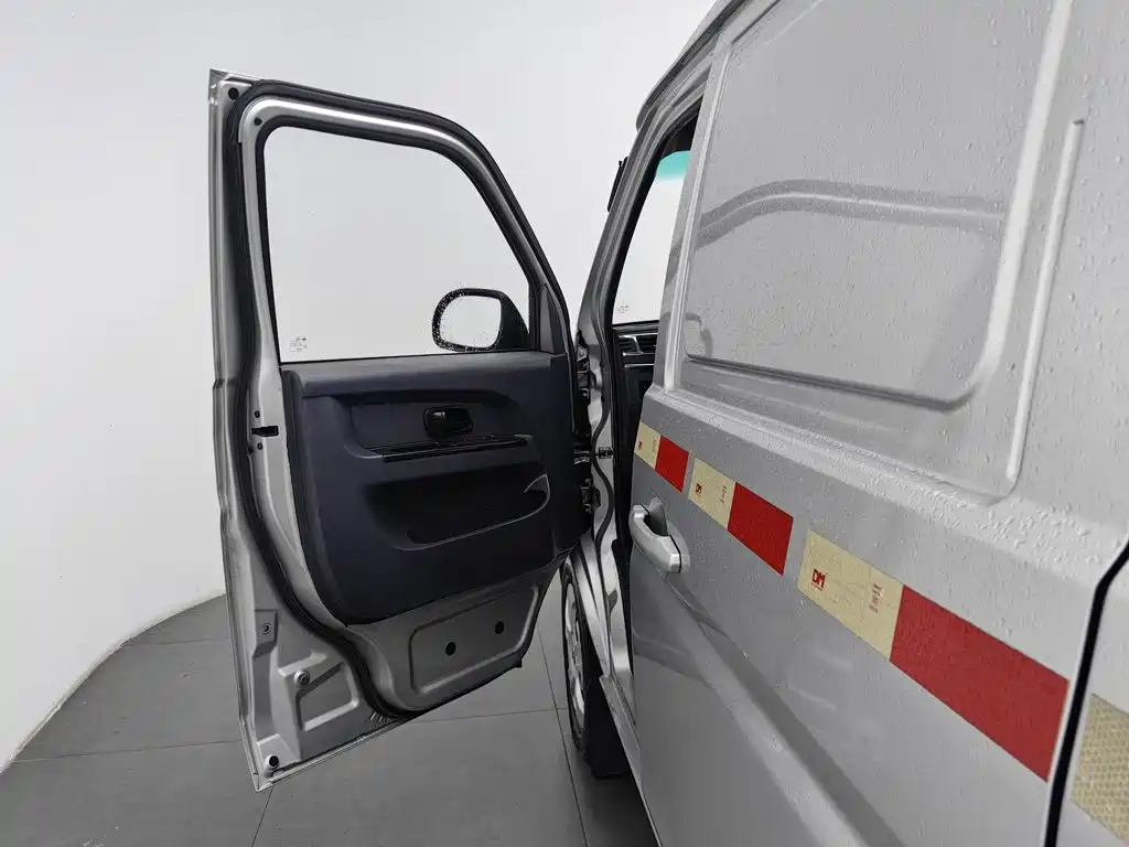 Jinbei Little Sea Lion X30 2019 2018 1.5L Comfort Van DLCG14
