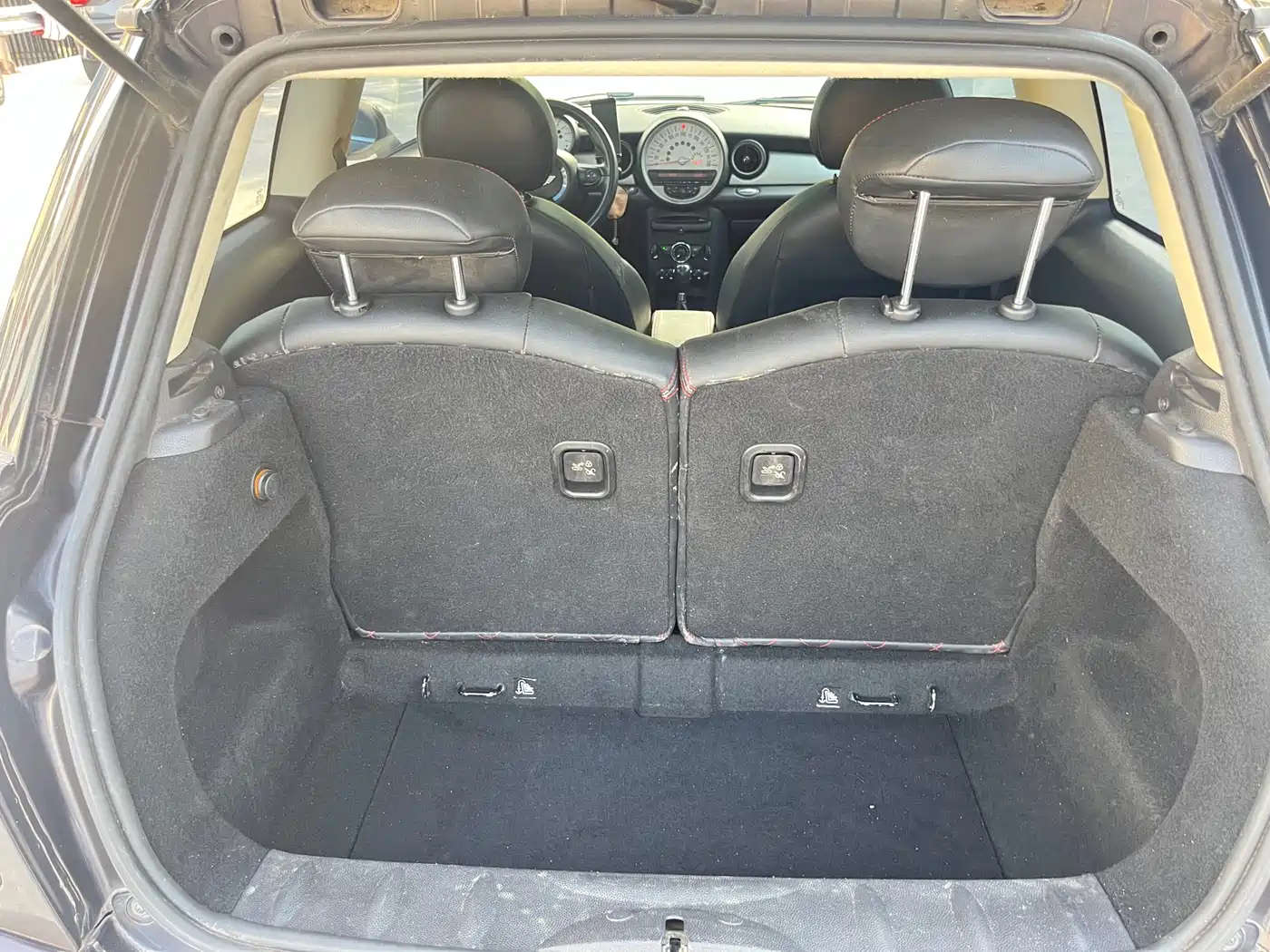 MINI MINI 2013 2011 1.6L COOPER Fun