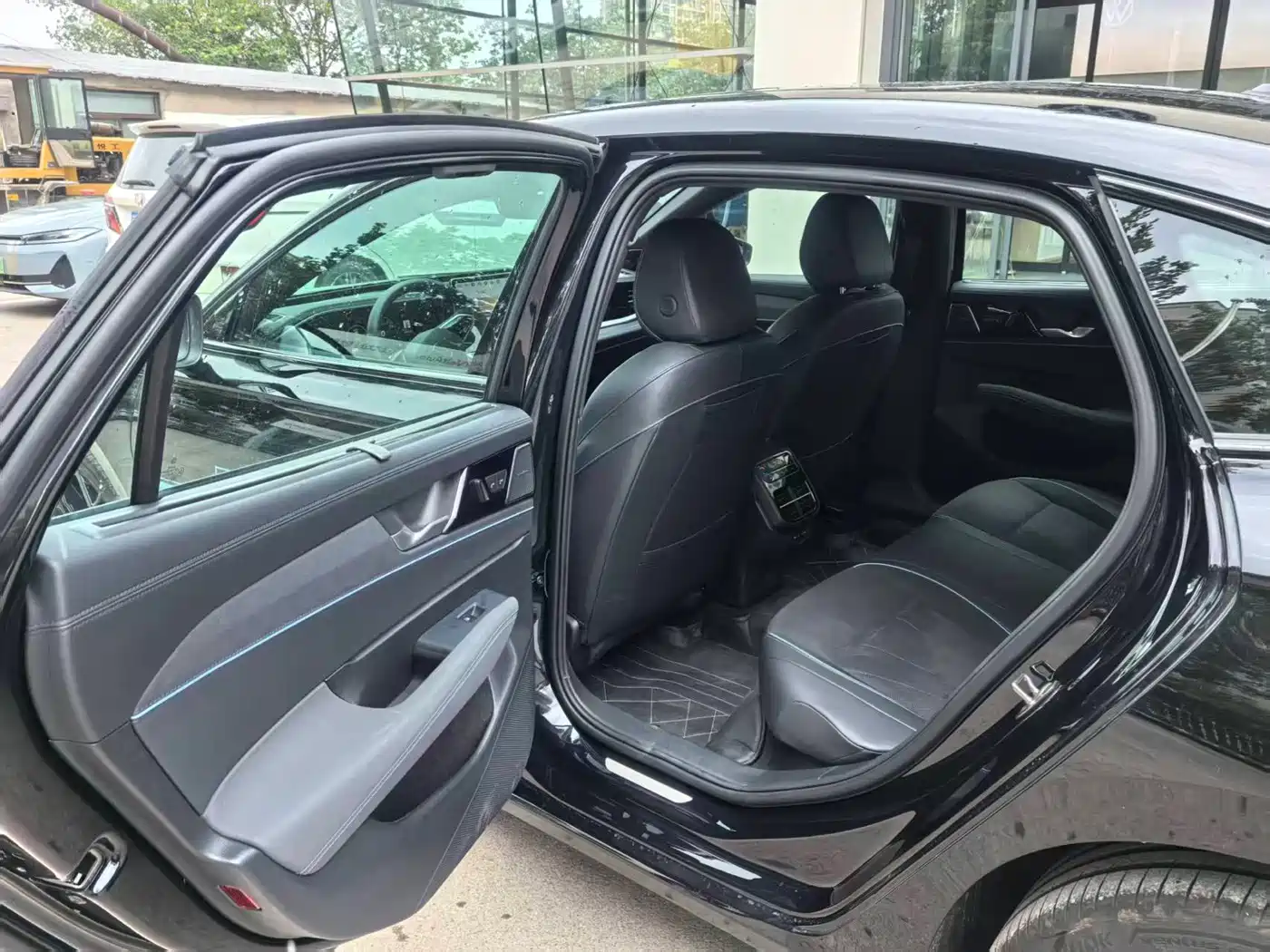 Volkswagen Passat 2026 2026 Pro 380TSI Starlight Dragon Prestige Edition