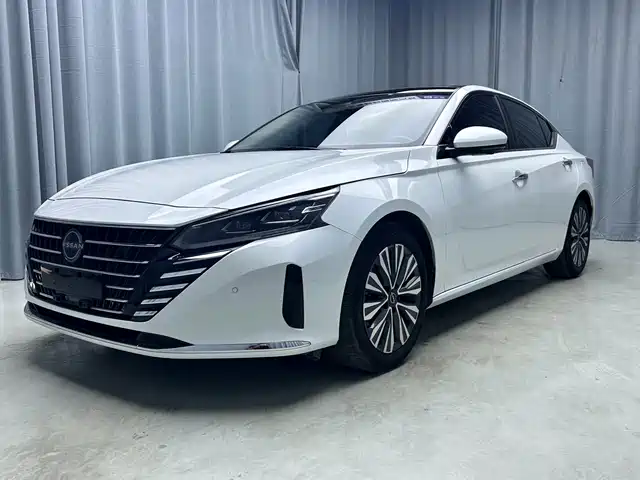 Nissan Teana 2022 2.0L XL-Upr Premium Edition — фото 1