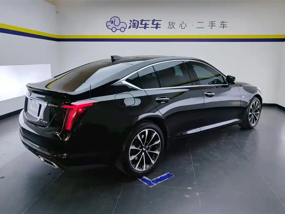 CADILLAC CT5