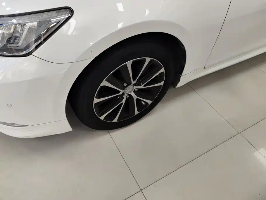 Toyota Crown 2019 2018 2.0T Fashion Edition