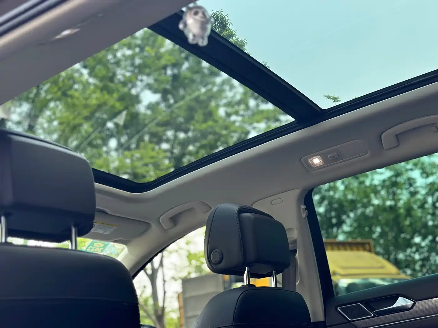 Volkswagen Weilan 2016 380TSI 4WD Explorer Edition фото 22