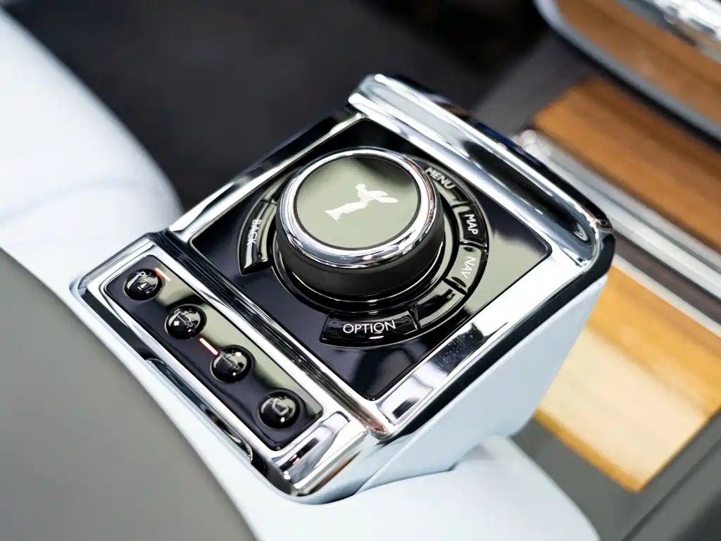 Фото 30 - Rolls-Royce Phantom